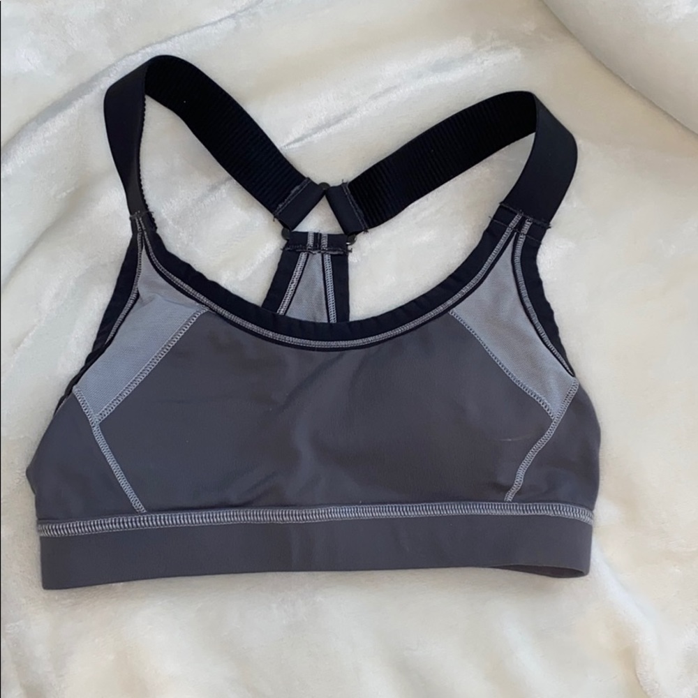 grey aerie sports bra